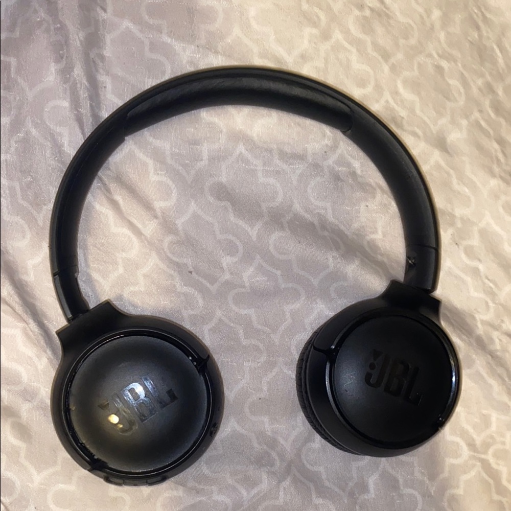 JBL Matte Black Over-Ear Headphones